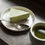 MOYA Matcha Codzienna organiczna japońska herbata w puszce 30g | CoffeeLove