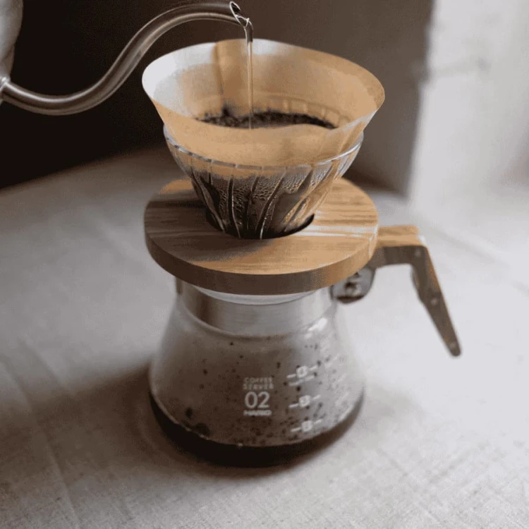 Hario dripper szklany Olive Wood-5.jpg