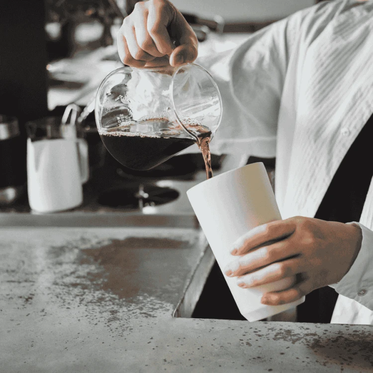 Kinto to go Tumbler black 480 ml | CoffeeLove