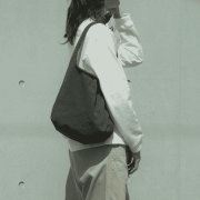 Kinto Futo sling bag dark green | CoffeeLove