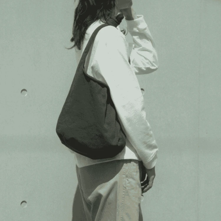 Kinto Futo sling bag dark green | CoffeeLove
